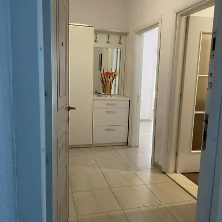 Apartment Konti 42 *